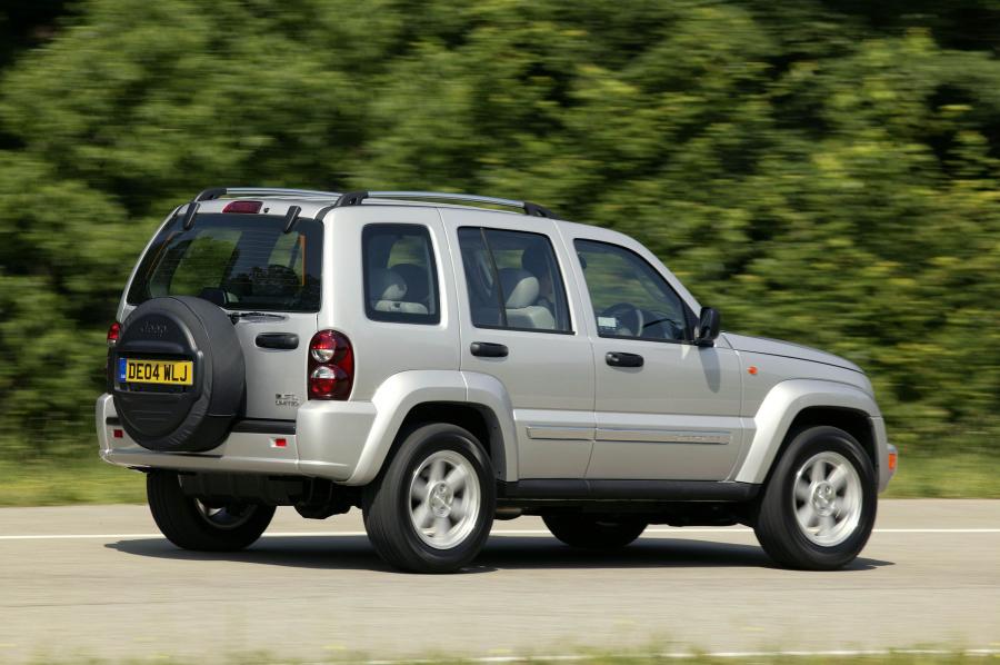  Jeep Cherokee 2002 года  (фото 25 из 130)